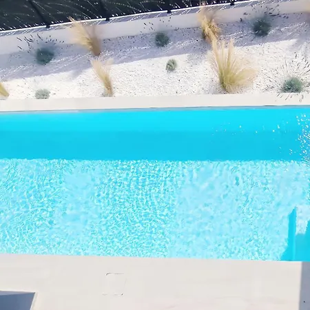 Villa 1 *