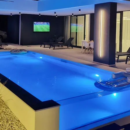 1 Villa